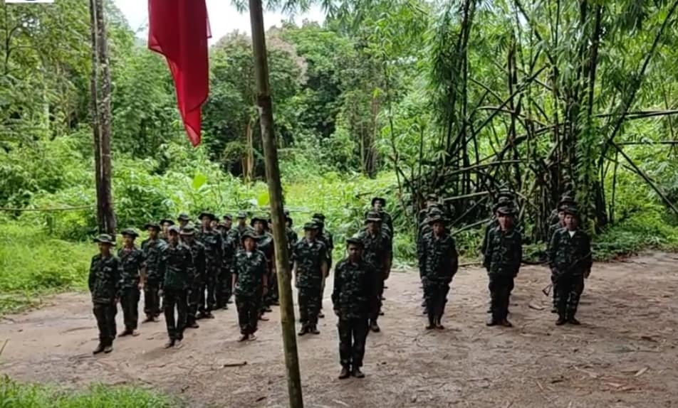 ပြည်သူ့ကာကွယ်​ရေးတပ်အ​တော်-ထားဝယ်ခရိုင်မှ တပ်ဖွဲ့ဝင်များ။ ဓါတ်ပုံ-PDF-HW