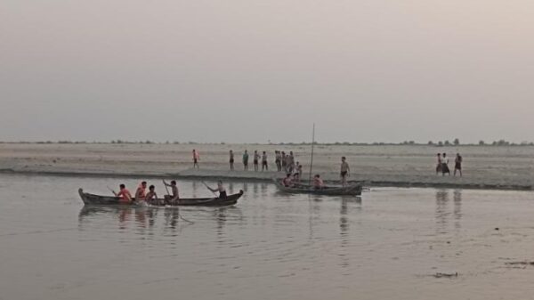 ရေနံချောင်း မှာ ဧရာဝတီမြစ်ထဲ ရေနစ်ပျောက်ဆုံးနေတဲ့ ကလေး ၄ ဦးရဲ့အလောင်းပြန်တွေ့
