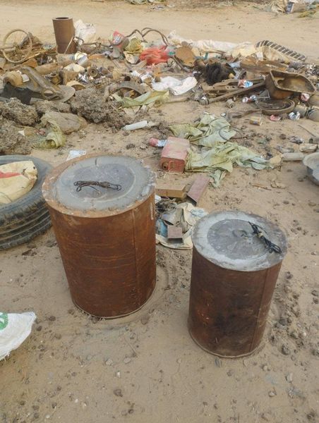 (တိုက်ပွဲတွင် အသုံးပြုခဲ့သောမိုင်းများအား တွေ့ရစဥ်။ ဓာတ်ပုံ-မြိုင်(ပကဖ))