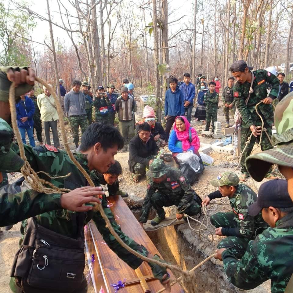 (ကျဆုံးရဲဘော်များ၏ဈာပနကိုအာဇာနည်ဗိမ္ဗာန်၌မတ် ၆ ရက်တွင်ကျင်းပပြုလုပ်ခဲ့သည်။ဓါတ်ပုံ-CJ)