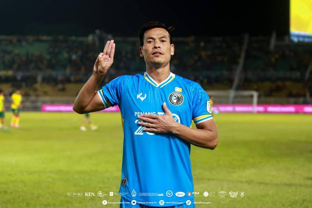 ဓာတ်ပုံ - ပီနန်းအသင်း