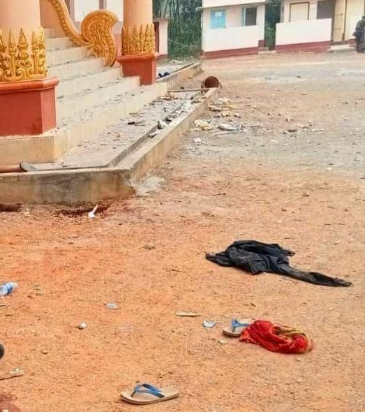 (စစ်တပ်က ယခုရက်ပိုင်းမှာပင်ပင်လောင်းမြို့နယ်နှင့် စစ်ကိုင်မြို့နယ်တွင်သံဃာနှင့် ပြည်သူလူအစုလိုက်အပြုံလိုက်သတ်ဖြတ်ခဲ့သည်ဓါတ်ပုံ-CJ၊KNDF)