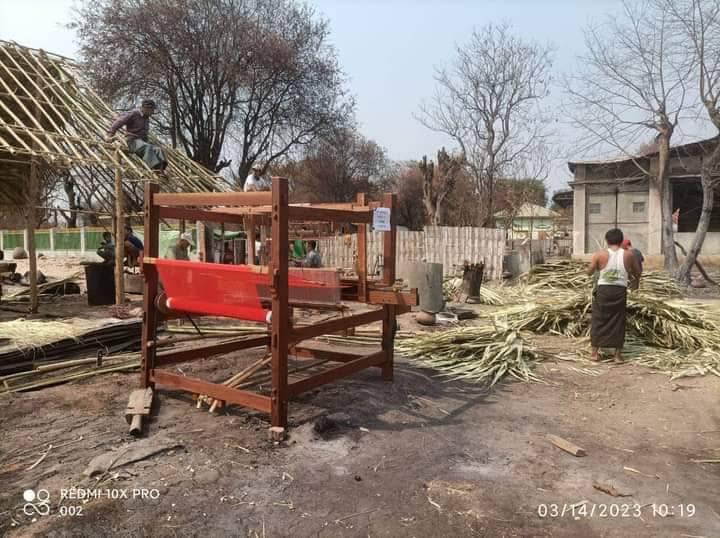 (လှူဒါန်းထားသော လက်ရက်ကန်းစင်များအား တွေ့ရစဉ်။ ဓာတ်ပုံ-S&C)