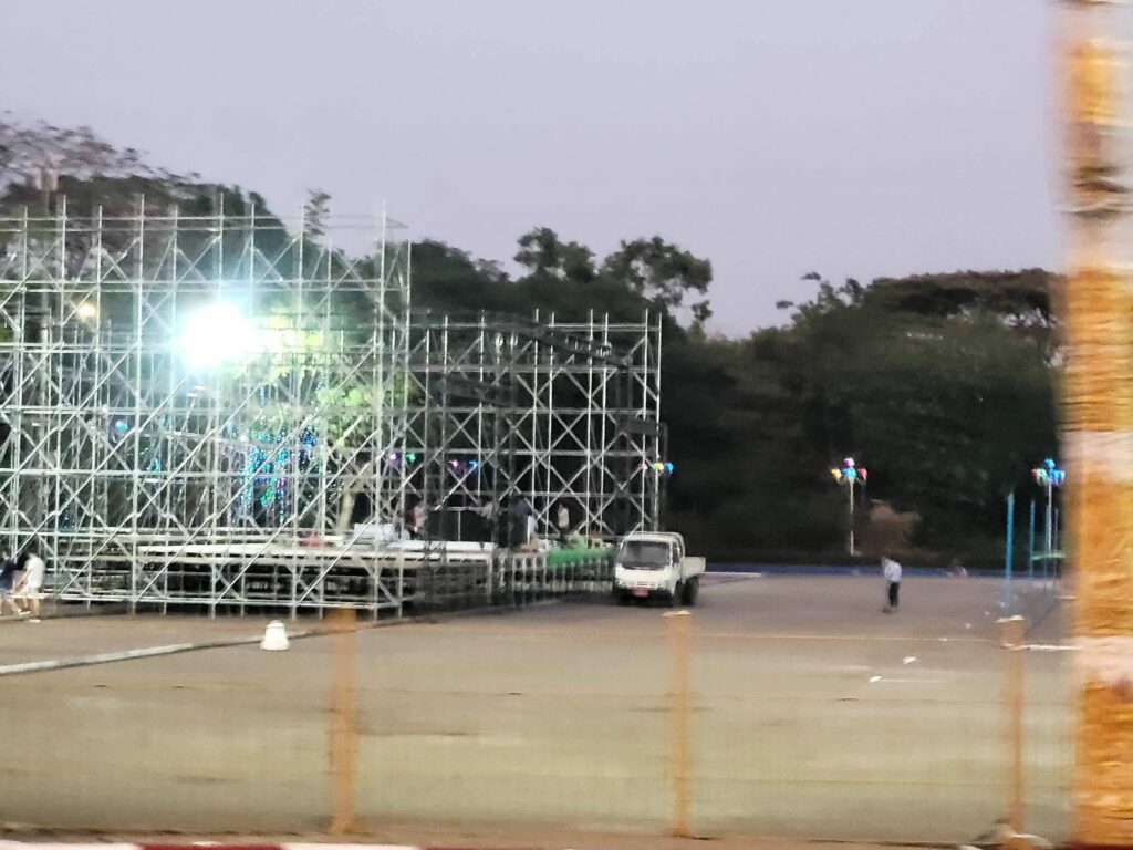 ရန်ကုန်သင်္ကြန်အတွက် ကြိုပြင်ဆင်နေသည့် စစ်ကောင်စီ