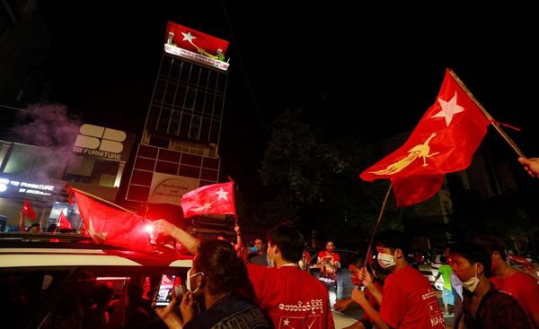 ပြည်သူလူထု၏ မျှော်မှန်းချက်များ ပြည့်မီသည်အထိ ရနိုင်သည့်နည်းလမ်းပေါင်းစုံဖြင့် ကြိုးပမ်းဆောင်ရွက်သွားမည်ဟု NLD ထုတ်ပြန်