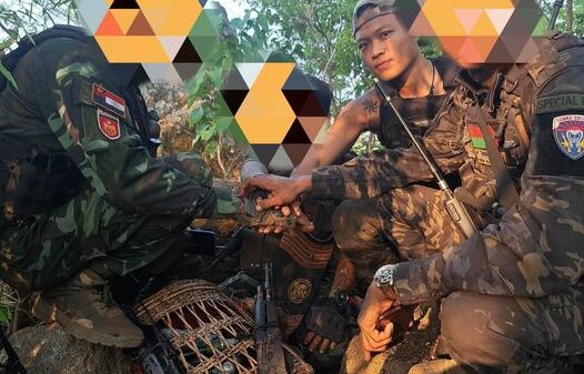 မြဝတီရှိ မဲကနယ်ရွာတွင် စစ်တပ်နှင့်ထိတွေ့တိုက်ခိုက်မှုဖြစ်ပြီး လက်နက်များ သိမ်းဆည်းရမိ