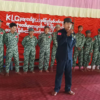 ((၂)နှစ်ပြည့်အခမ်းအနားတွင် ကျဆုံးခဲ့သော ရဲဘော်များ၏ ကျန်ရစ်သူမိသားစုများနှင့် CDM ၀န်ထမ်းများအား ထောက်ပံ့ငွေပေးအပ်နေစဥ်။ ဓာတ်ပုံ - KLG PDF)
