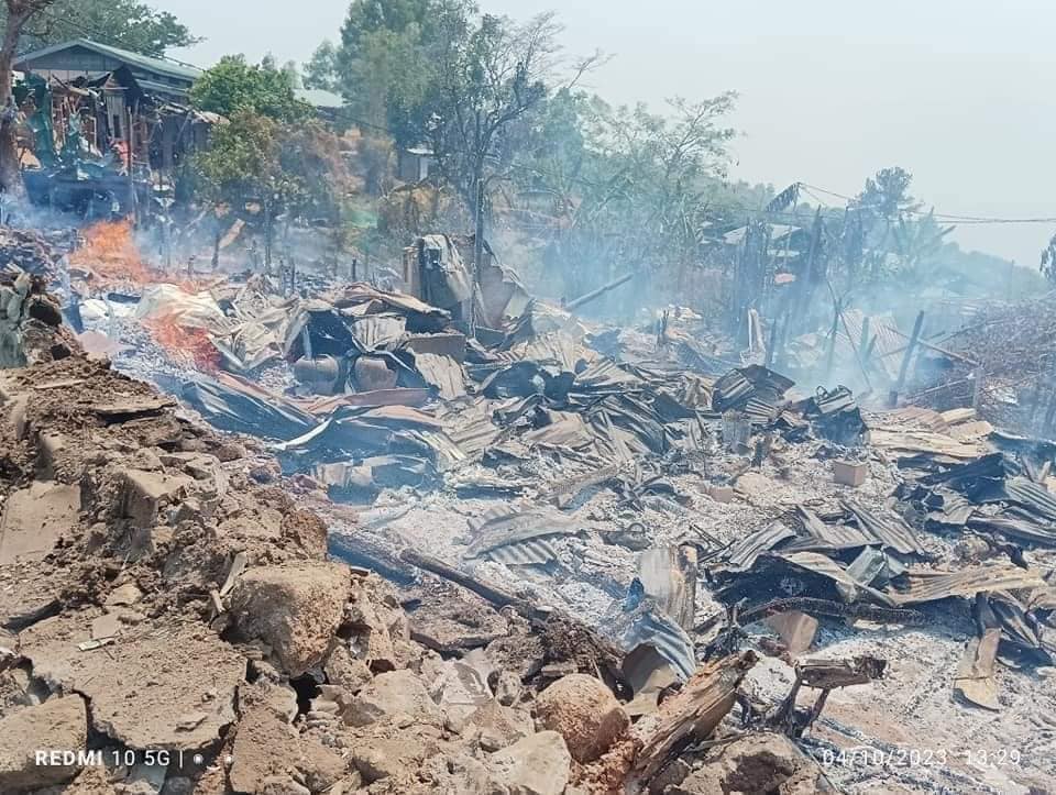 ​(စစ်ကောင်စီက ကန့်ဘလူနယ်နှင့် ချင်းပြည်နယ် ဝေဘူလမြို့တို့အား လေ​ကြောင်းမှ တိုက်ခိုက်ခံရပြီး​နောက်မြင်ကွင်း။ ဓာတ်ပုံ-CJ)