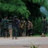 မြဝတီအနီး ကျေးရွာတွင် တိုက်ပွဲပြင်းထန်ပြီး လေကြောင်းကပါ တိုက်ခိုက်နေ
