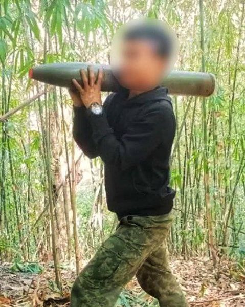 (ရှော့တိုက်ဒုံးနှင့်အတူတွေ့ရသော PDF တစ်ဦးနှင့် ကပစစက်ရုံဝန်းကျင်ကိုမြေပုံတွင်တွေ့ရမှု)