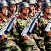 မြောက်ကိုရီးယာယစစ်သားနှင့် ​မြောက်ကိုရီးယားထုတ်လက်နက်များ ။ ဓါတ်ပုံ-NK News