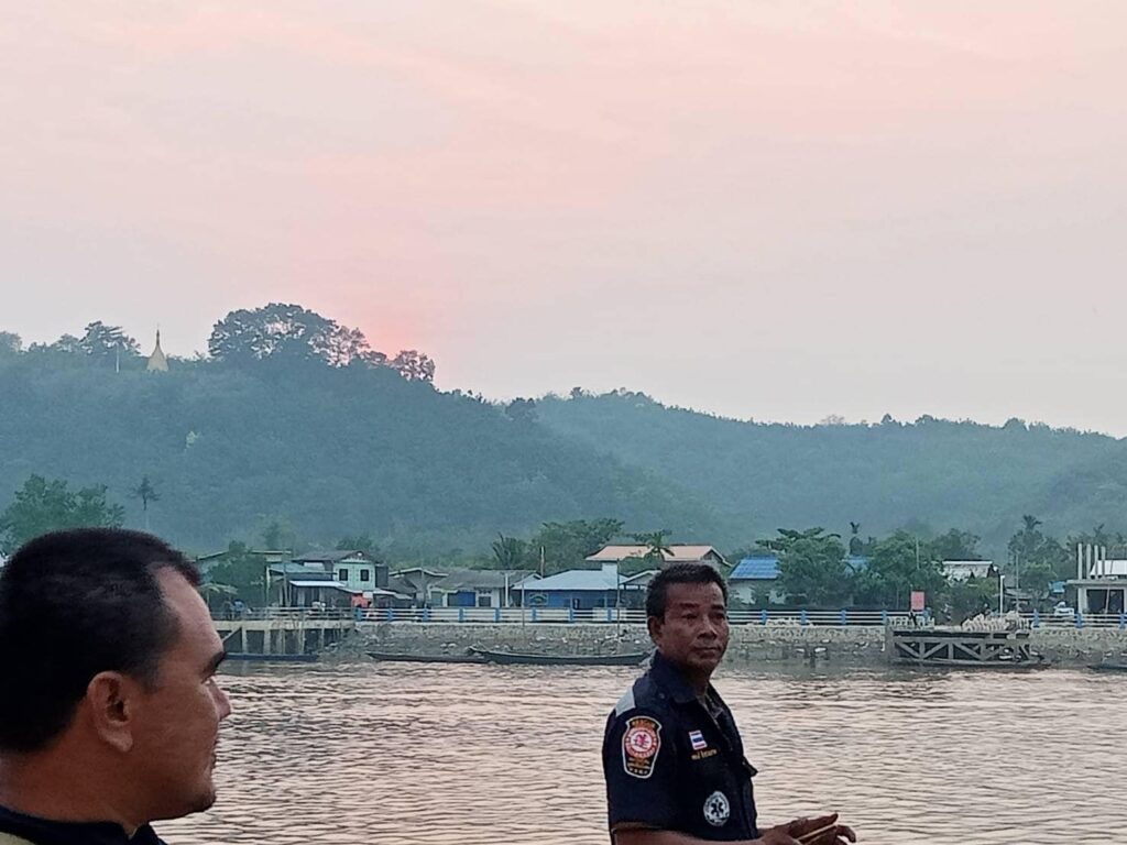ဓာတ်ပုံ − ထိုင်းမီဒီယာ