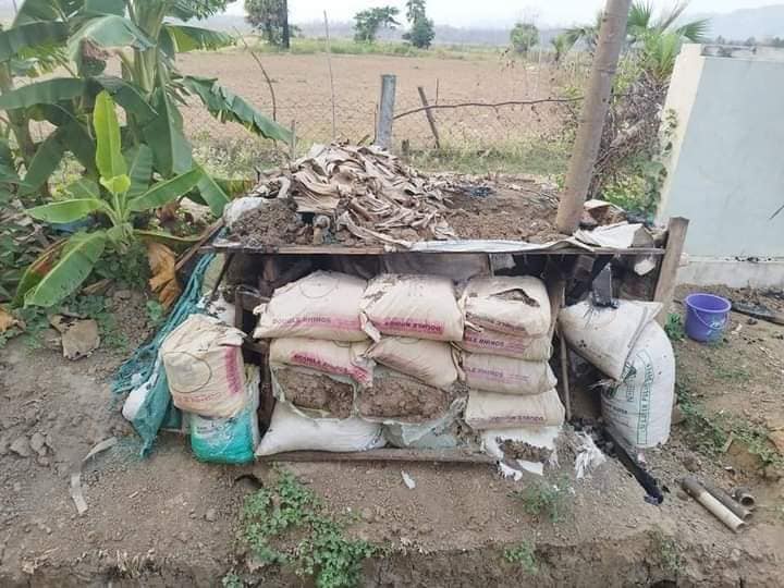 (စစ်တပ်နှင့် ပျူ ပူးပေါင်းစခန်းကို PDFများကတိုက်ခိုက်သိမ်းပိုက်ပြီး ရဟတ်ယာဥ်ကွင်းနှင့် ဘန်ကာများကိုဖျက်ဆီးခဲ့သည်။ဓါတ်ပုံ-MKPDF -2)