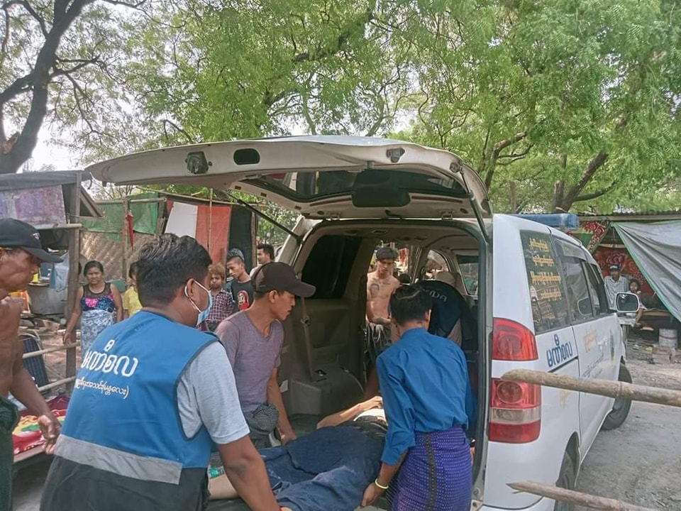 နေ့အပူချိန်မြင့်တက်နေချိန် မန္တလေးမှာအမျိုးသားတစ်ဦး လဲကျသေဆုံး