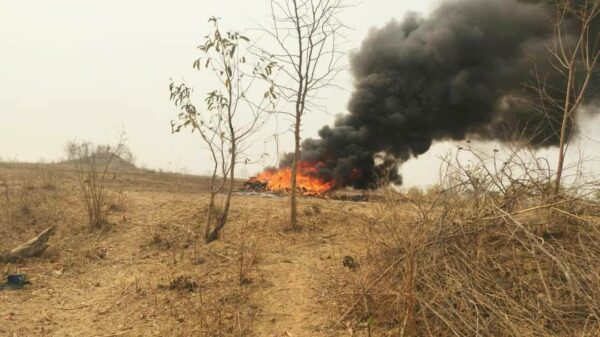 "ပဇီကြီးရွာမှာ အမျှမဝေနိုင်သေးပါ"