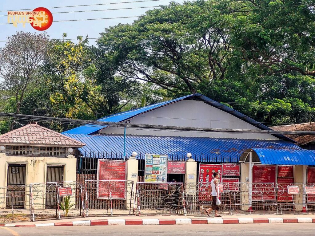 လွတ်ငြိမ်းသတင်းကြောင့် မိသားစုဝင်တွေ အကျဥ်းထောင်တွေမှာသွားစောင့်