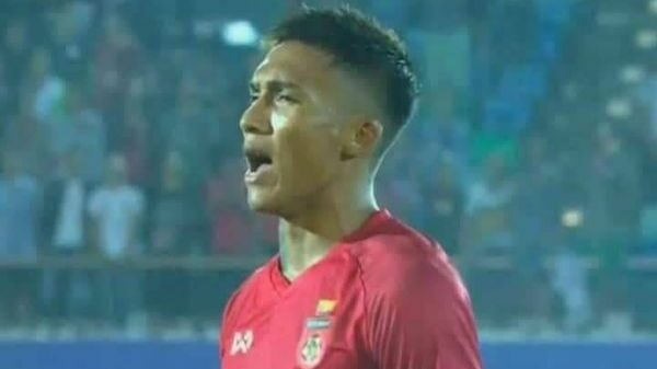 (အာဏာသိမ်းစစ်​ကောင်စီလက်ထက် ပထမဆုံးအဖမ်းခံခဲ့ရ​​သော လက်​ရွေးစင်​ဘောလုံးသမား​ကောင်းသည်သူ။ ဓါတ်ပုံ-MFF)