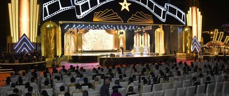 (ယမန်နေ့ညက ပြုလုပ်သည့် စစ်ကောင်စီ၏ အကယ်ဒမီဆုပေးပွဲအခမ်းအနားအား တွေ့ရစဥ်။ ဓာတ်ပုံ - cincds)