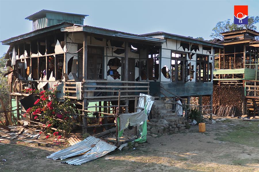 ဧပြီလကုန်ပိုင်းက ထန်တလန်မြို့နယ်အတွင်း ဗုံးကြဲခံရပြီးနောက် တွေ့မြင်ရစဉ်