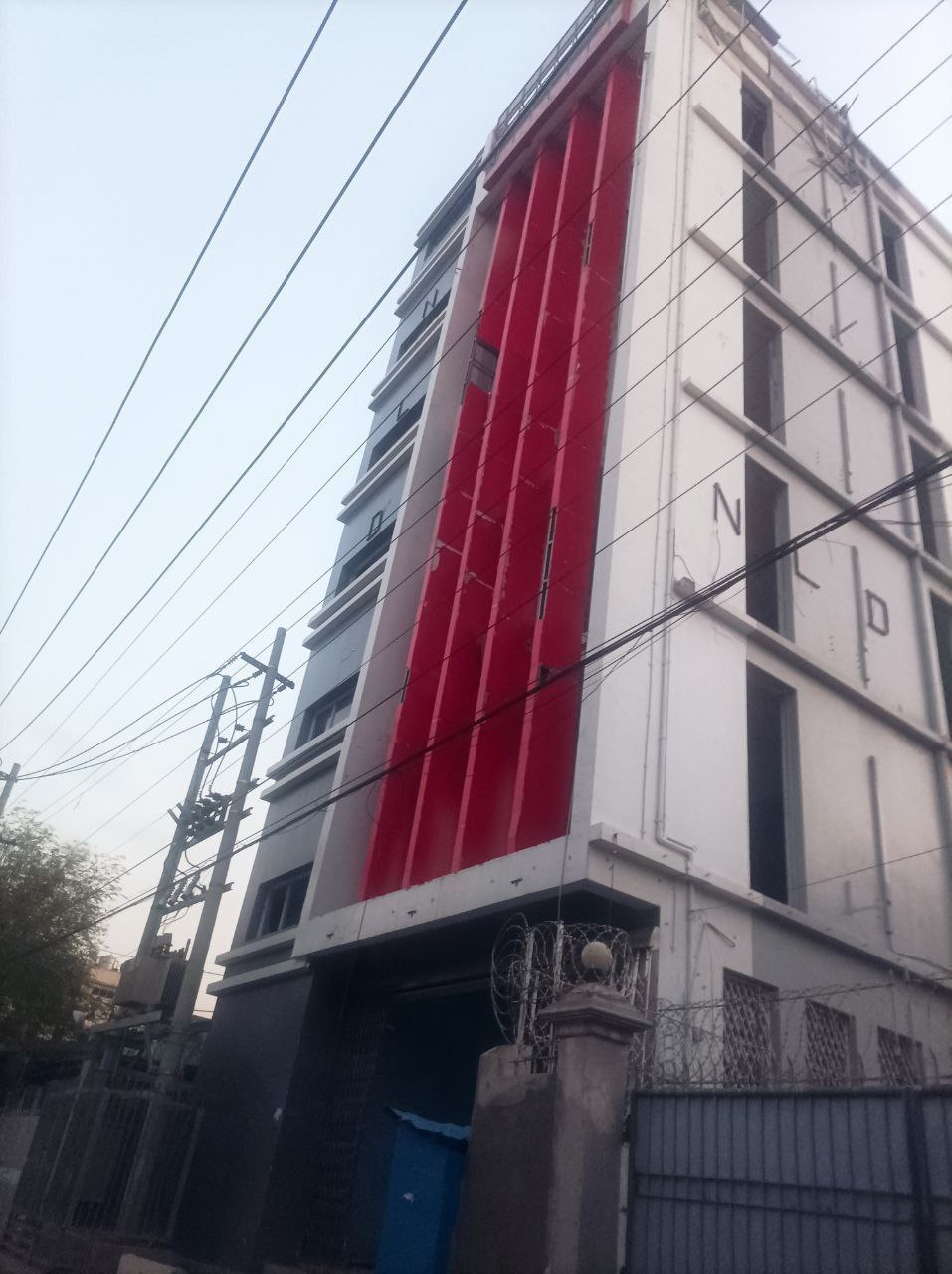 မန္တလေး NLD ပါတီတိုင်းရုံး ညအချိန် ထပ်မံဖျက်ဆီးခံရ