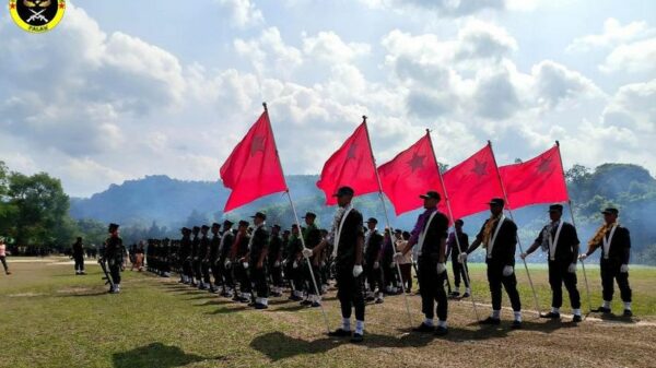 (မြိတ်ခရိုင် PDF တပ်ရင်း (၁) Palaw People's Defence Forceမှ ရဲဘော်များ စစ်ရေးလေ့ကျင့်နေစဉ်။ ဓာတ်ပုံ - PPDF)