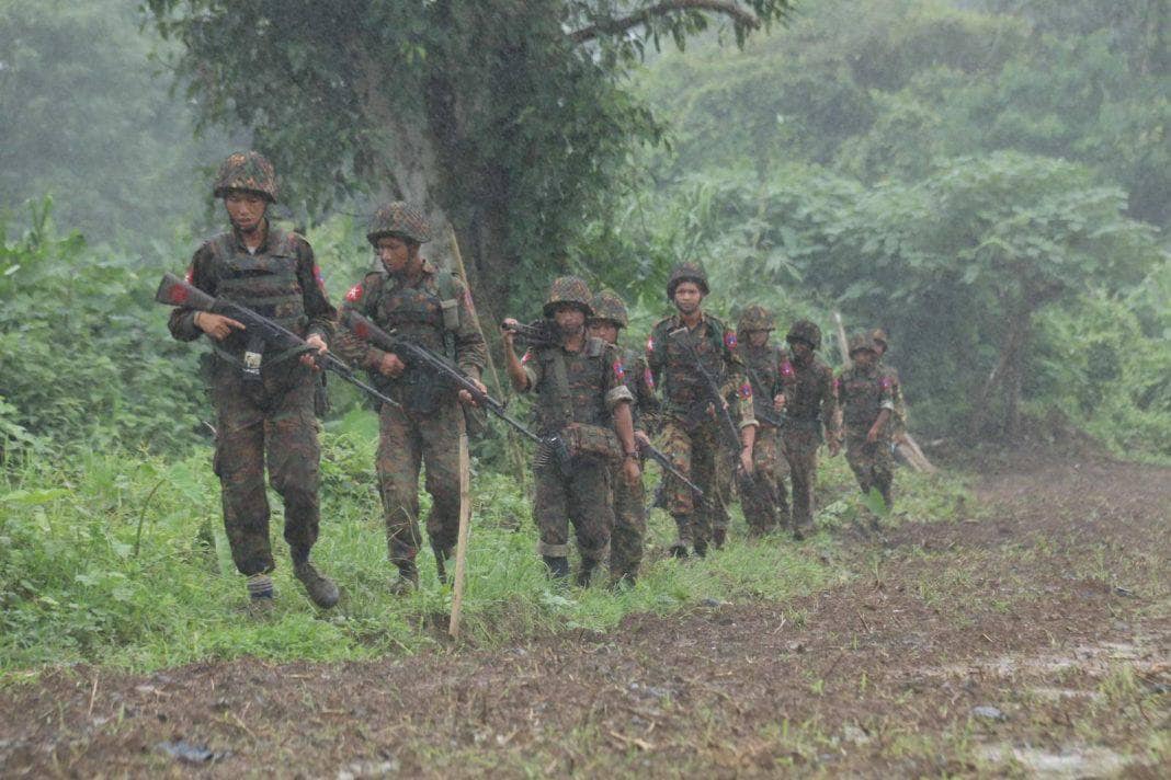 ပုံစာ - ကချင်ပြည်နယ်တစ်​နေရာမှ စစ်​ကောင်စီတပ်(ပုံအ​ဟောင်းဖြစ်ပါသည်)