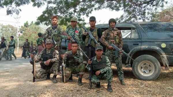 (KLG PDF မှတပ်ဖွဲ့ဝင်အချို့ ။ဓါတ်ပုံ-KLG)