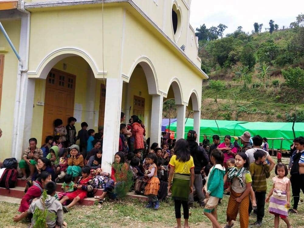 (စစ်ကိုင်း၊ချင်း၊မ​ကွေးမှ စစ်​​ဘေး​ရှောင်ပြည်သူများ။ ဓါတ်ပုံ-CJ)