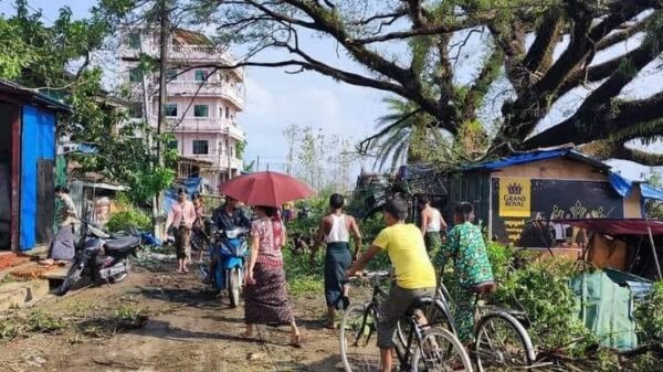 (မိုခါမုန်တိုင်းတိုက်ခတ်ပြီးနောက် ရခိုင်ပြည်နယ်ရှိ စစ်တွေ၊ ကျော်တော်၊ဂွမြို့နယ်တို့ရှိ မြင်ကွင်းများ။ ဓာတ်ပုံ - Khaing Ko Zin၊ Ko Gyi Kyaw၊ CJ)