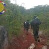 (ဒီးမော့ဆို အရှေ့ဘက်ခြမ်းနယ်မြေတွင် တိုက်ပွဲဝင်နေသည့် KNDF ရဲဘော်များအား တွေ့ရစဉ်။ ဓာတ်ပုံ - KNDF)