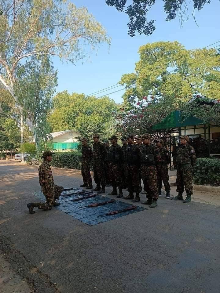 (​တောင်သာနယ်ရှိ​ကျေးရွာအချို့တွင် စစ်​ကောင်စီတပ်က ပျူသက်တန်း​ပေး​နေစဥ်။ဓါတ်ပုံ-​တောင်သာပအဖ)
