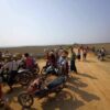 ထွက်ပြေးတိမ်းရှောင်လာရသော စစ်ကိုင်းမြို့နယ်မြောက်ခြမ်းရှိ ဒေသခံပြည်သူများအား တွေ့ရစဥ်။ ဓာတ်ပုံ-Saw Yan Pai