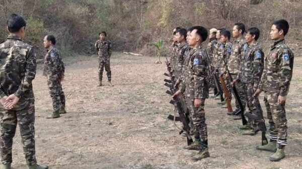 (M7 People's Defense Force အဖွဲ့ဝင် ရဲဘော် များအား တွေ့ရစဥ်။ ဓာတ်ပုံ-M7 PDF)