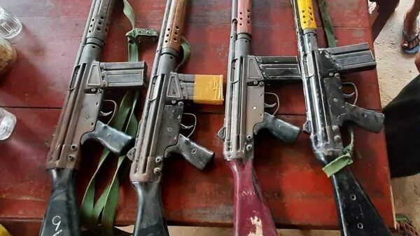 (စစ်တပ်ထံမှ PDFများသိမ်းဆည်းရရှိ​သော လက်နက်နှင့် ခဲယမ်းများ ။ဓါတ်ပုံ-CJ ၊FRF)