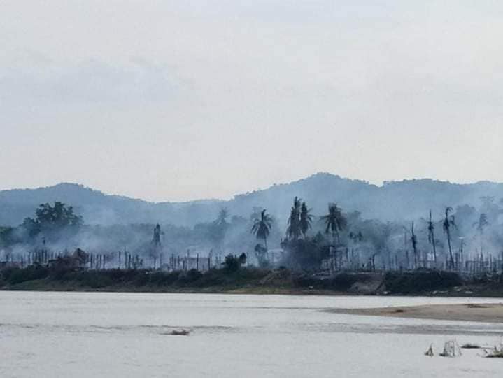(​ညောင်​ခြေ​ထောက်ရွာ မီးရှို့ခံရပြီး​နောက်မြင်ကွင်း။ ဓါတ်ပုံ-CJ)