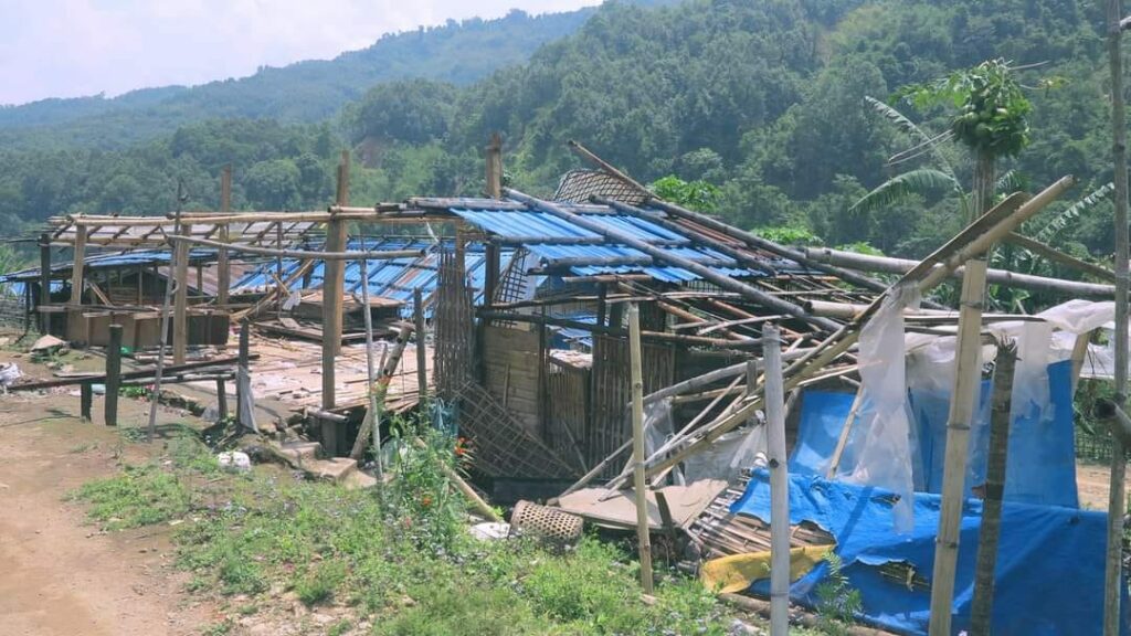 မုန်တိုင်းဒဏ်သင့် ပြည်သူများထံ NUGယာယီသမ္မတ သွားရောက်အားပေး
