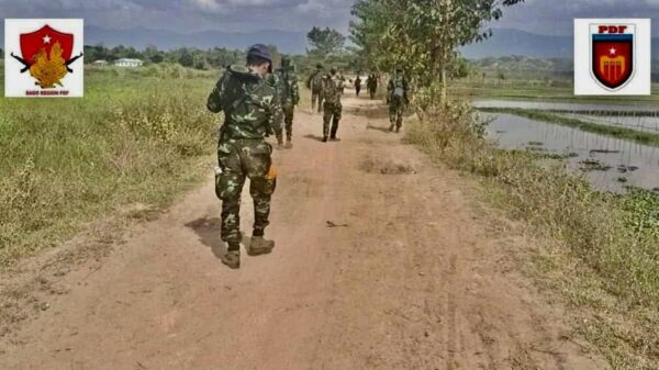 (တောင်ငူခရိုင် PDF တပ်ရင်း ၃၅၀၁ မှ တော်လှန်ရေးရဲဘော်များအား တွေ့ရစဥ်။ ဓာတ်ပုံ - ပဲခူး PDF)