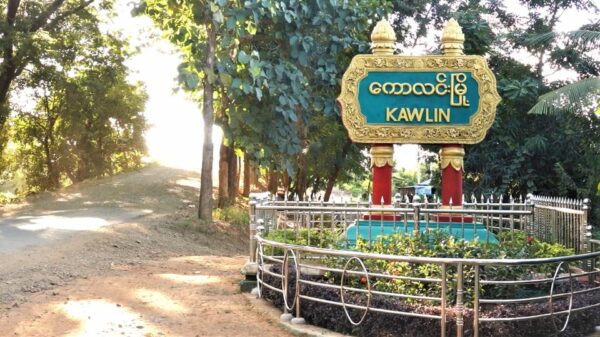 ကောလင်းတိုက်ပွဲအထိနာသည့် စစ်ကောင်စီတပ် အရပ်သား ရှစ်ဦးထက်မနည်းကို သတ်ဖြတ်၊ လေးဦးပျောက်ဆုံးနေ