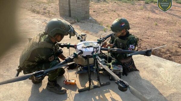 စစ်ကောင်စီတပ်ကို ဒရုန်းအသုံးပြုပြီး တိုက်ခိုက်ဖို့ပြင်ဆင်နေစဉ်(ပုံဟောင်း)