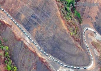(မတူပီမှ မင်းတပ်မြို့သို့လာသည့်စစ်ကောင်စီယာဉ်တန်းအား ၂၀၂၂ ဧပြီက တွေ့ရစဉ်။ ဓာတ်ပုံ - CDF)