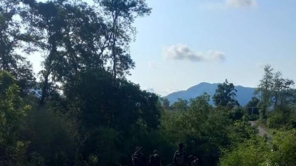 (ဖား​ဆောင်း PDF တပ်ဖွဲ့ဝင်အချို့)