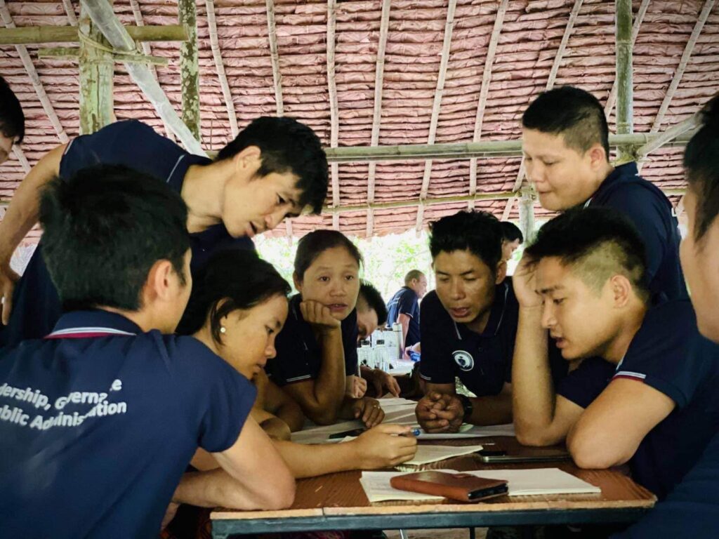 ကရင်လူငယ်ခေါင်းဆောင်များကို ခေါင်းဆောင်မှုနှင့်အုပ်ချုပ်ရေးဆိုင်ရာသင်တန်းများ စပေး