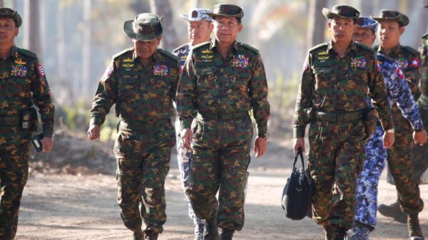 ပြုန်းတီးအင်အား တရိပ်ရိပ် တိုးလာတဲ့ဒဏ်ကို အာဏာသိမ်းစစ်တပ် အပြင်းအထန် ခံစားနေရ
