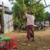 (သေဆုံးသူများအတွက် နာရေးပြင်ဆင်နေစဉ်။ ဓာတ်ပုံ - CJ)