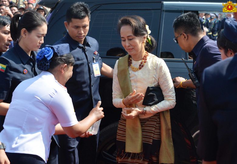 ဒေါ်အောင်ဆန်းစုကြည်ရဲ့သက်တော်စောင့်အဖွဲ့ခေါင်းဆောင် ရဲအုပ် ထောင်ကနေ ပြန်လွတ်လာ