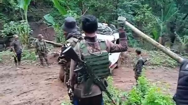 (CDF-Mara တပ်ဖွဲ့ဝင်အချို့ ။ ဓါတ်ပုံ-CJ)