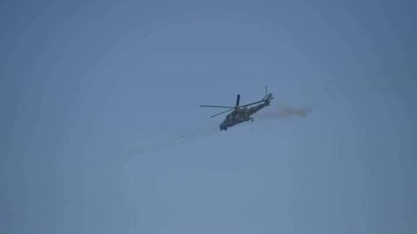 (စစ်​ကောင်စီ ၏ Mi-35 ရဟတ်ယာဥ်တစ်စီး/ပုံအ​ဟောင်းဖြစ်ပါသည်။ ဓါတ်ပုံ-CJ)