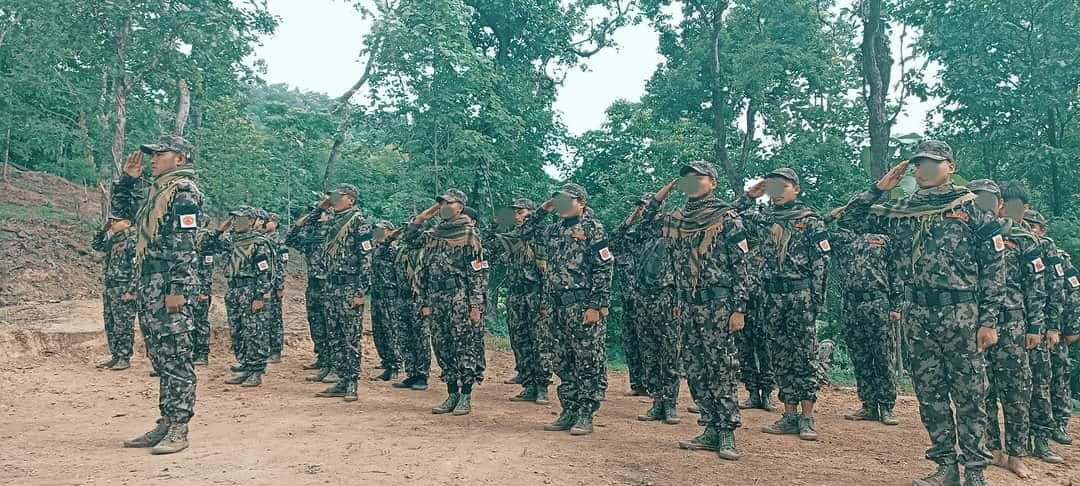 (ယနေ့ကျရောက်သော အာဇာနည်နေ့တွင် PDF အလံတစ်ဝက်လွှင့်၍ အာဇာနည်ခေါင်းဆောင်များကို PDF များက အလေးပြုနေစဥ်။ဓါတ်ပုံ-PDF)