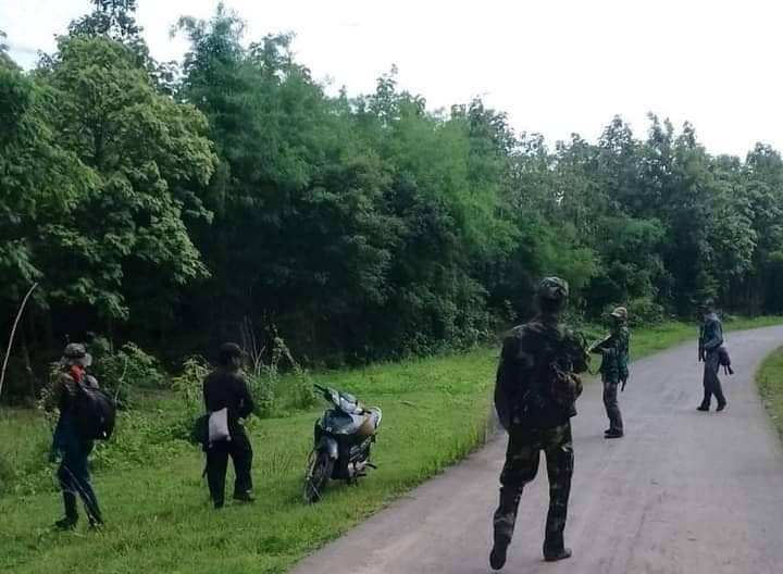 (သာယာဝတီခရိုင် ပြည်သူ့ကာကွယ်ရေးတပ်ရင်း ၃၈၀၂ တပ်ခွဲ ၅ မှရဲဘော်များလုံခြုံရေးဆောင်ရွက်စဥ်)