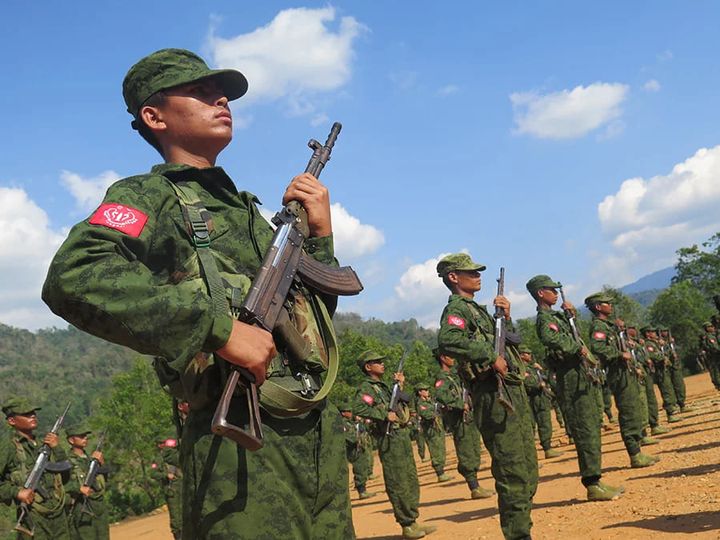(ရက္ခိုင်တပ်​တော် (AA)မှ တပ်ဖွဲ့ဝင်အချို့။ ဓါတ်ပုံ- Stimson)